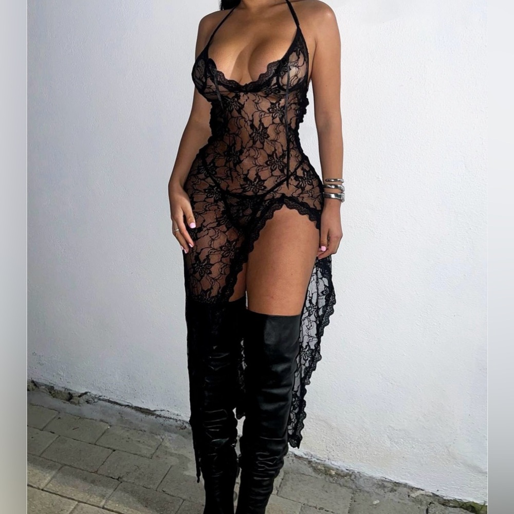 Elegant Lingerie Dress/Lace Sleep Gown